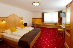 Example for room with place for cot bed