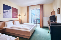 doubleroom-with-dusch-wc-2-person-possibbility-for