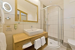 Badezimmer-Doppelzimmer-Saphir-superior