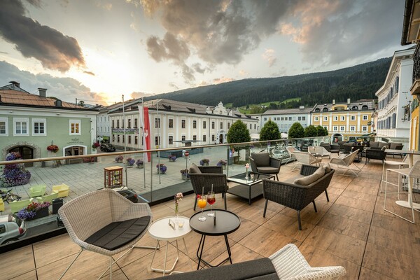 Dachterrasse Post Lounge