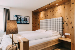 Familienzimmer Zirbe (3)