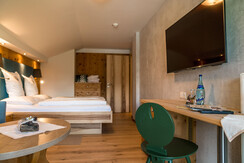 Familienzimmer Zirbe (15)