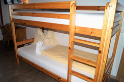Zi 108 Stockbett