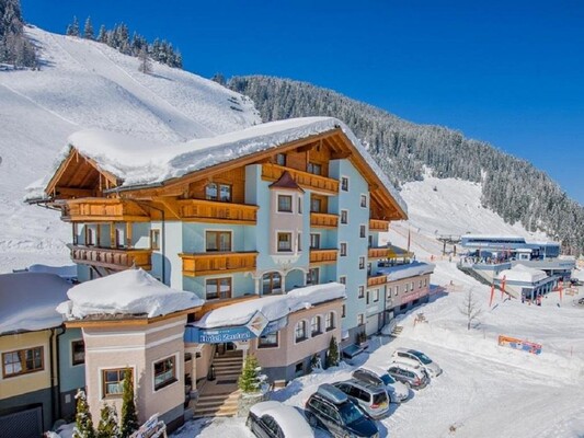 Hotel-Zauchensee-Zentral-Winter