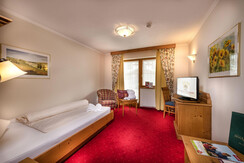 Einzelzimmer-familienhotel-zauchenseehof-01