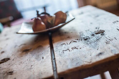 Appartement Jägerheim Nr. 5 Destail Tisch