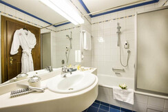 Johannesbad Hotel Palace Badezimmer