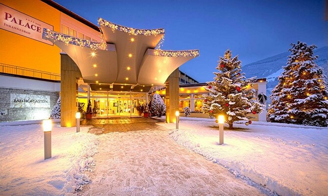 Johannesbad-Hotel-Palace-Bad-Hofgastein-Eingang