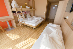 betten-familienzimmer-jufa-hotel-altenmarkt-large-