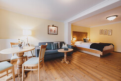 web-HausKatharina-April2024-0128