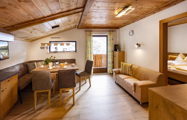 © Foto Oczlon H-8261 Bild 002