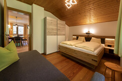 © Foto Oczlon H-7048 Klausbauer Zimmer RGB_ 300 pp