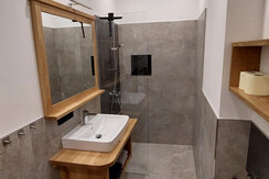 Screenshot_20251228_071023_Gallery