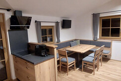 Screenshot_20251228_071118_Gallery