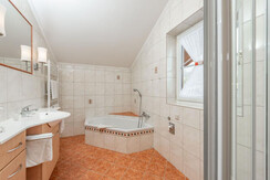 Pircher_App. C1_Badezimmer