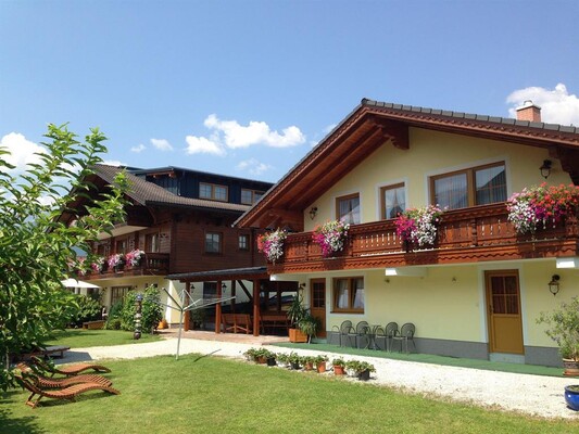 Haus Pircher - Hausfoto Sommer