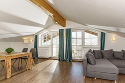 Hubertus 2 Wohnen/Essen