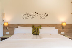 Betten mit Komforthöhe