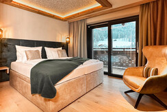 Die Hotelsuiten Edelweiss mit Südbalkon