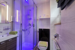 Badezimmer modern