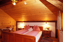 Adlerhorst Schlafzimmer 1