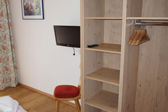 Schlafzimmer App N 2