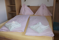 Schlafzimmer App N 3