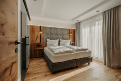 PoSt MariaAlm Schlafzimmer Max1