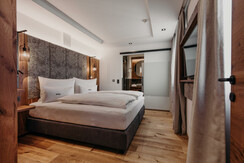 PoSt Maria Alm Schlafzimmer Max3