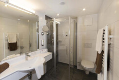 Bad Doppelzimmer Komfort2