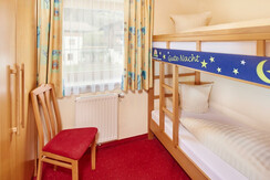 appartement-typ-d-stockbettzimmer