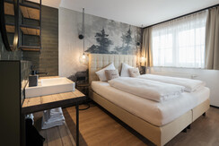 Doppelzimmer Sternenhimmel mit Fenster