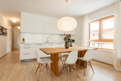 Typ Loggia Ost_3.17_Esstisch