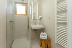 Typ 2E_3.10_Badezimmer_Dusche