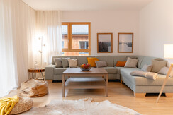 Typ 4E Deluxe 3.19_Wohnzimmer_Sofa