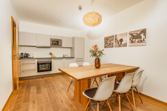 Typ 1E Gartenapp._3.04_Küche & Essbereich