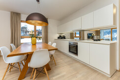 Typ Hochwurzen-EG_1.08_Esstisch_Küche