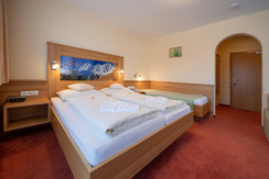 Tischlberger_Zimmer2022_WEB-0523