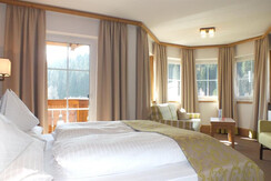 SchwalbennesterlTurm1