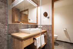 VitalHotelPost_0010_┬®piXal