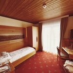 Photo of Éénpersoonskamer, douche, WC, balkon