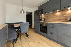 Apartment A, Küche 12