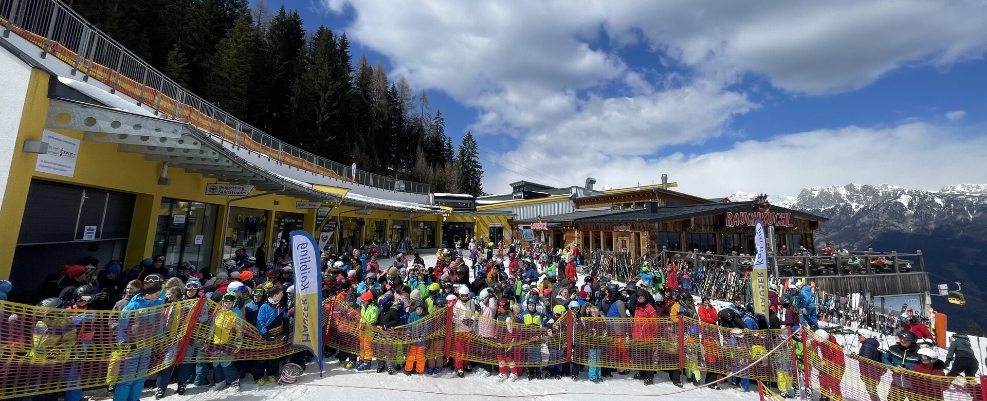 Easter egg hunt in the snow at Hauser Kaibling with families | © Hauser Kaibling